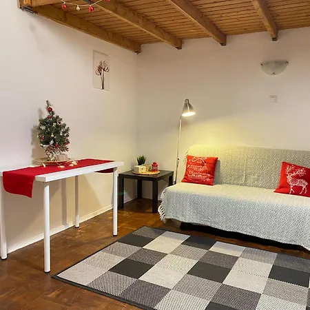 Apartament Nefelejcs Near The Keleti Railway Station