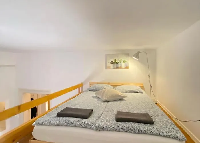 Appartement Nefelejcs Near The Keleti Railway Station